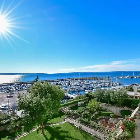 Butterfly In For 6 Persons Spalato