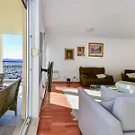Butterfly In For 6 Persons Апартаменты Сплит